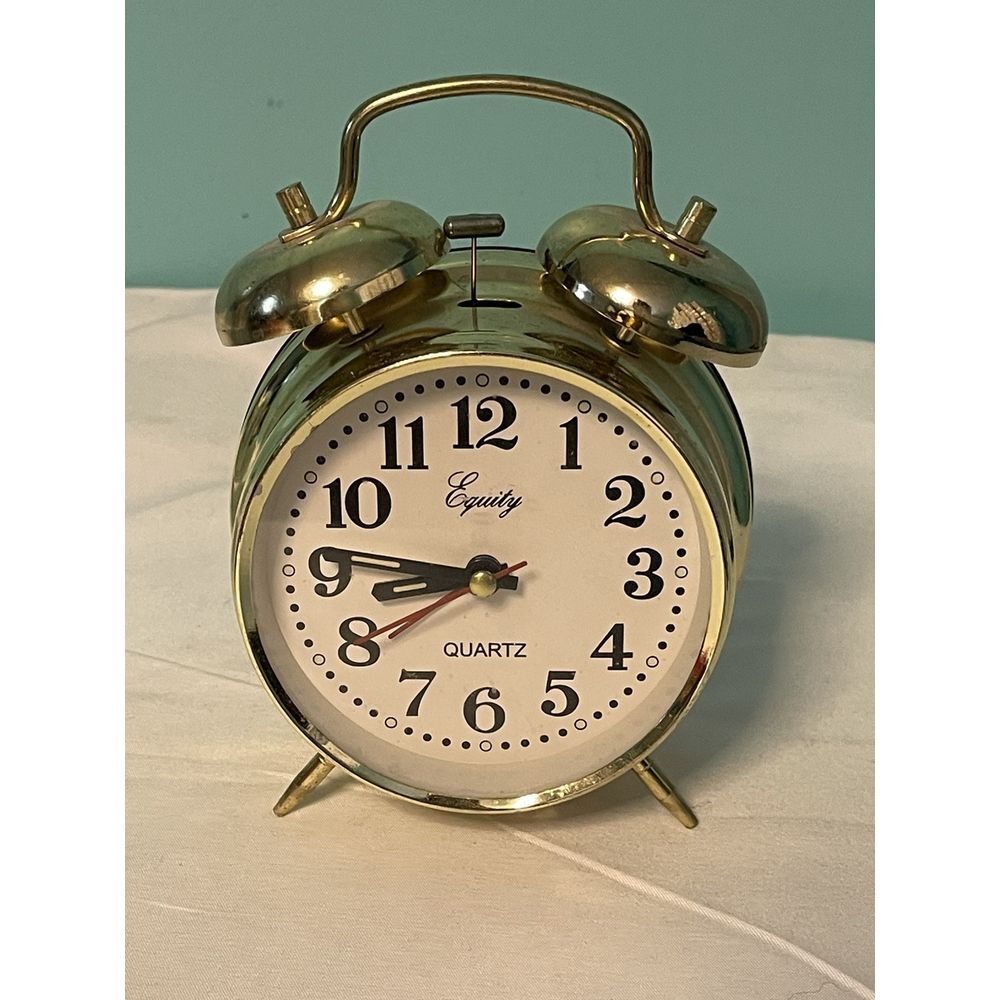 Twin Bell Mechanical Keywind Alarm Clock‎ 4"